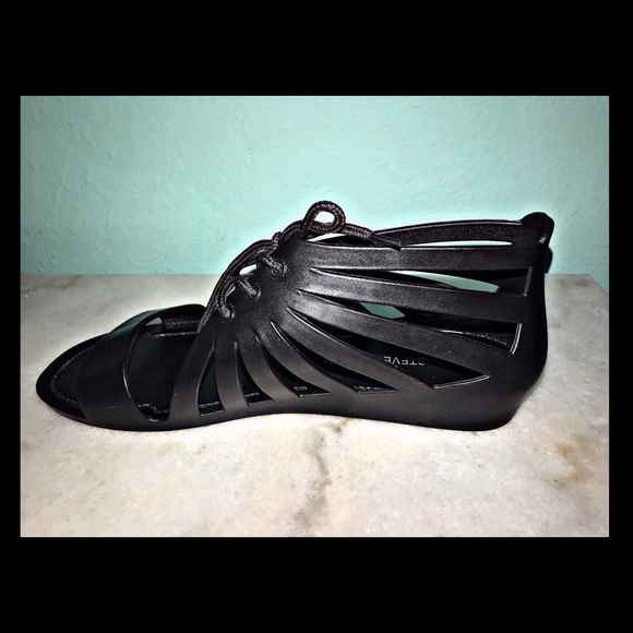 Steve Madden Sandals - Picture 3 of 3